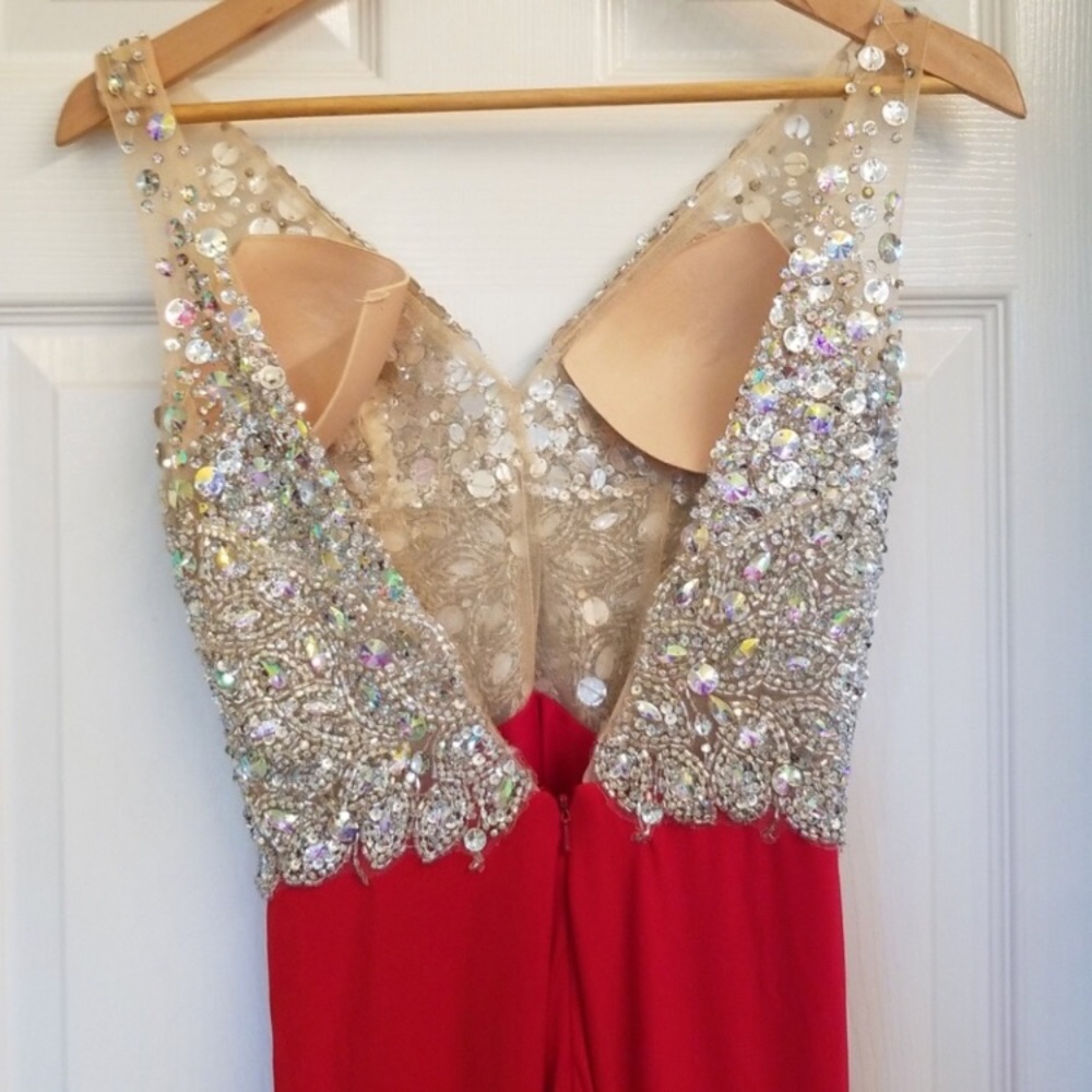 RED PROM DRESS!!! - Picture 3 of 4
